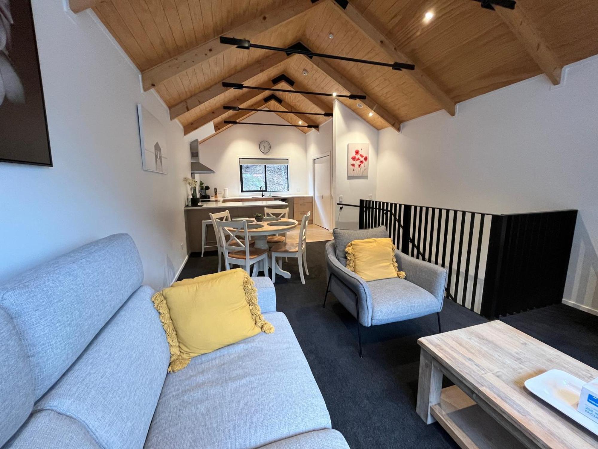 Queenstown Central - Walk To Town - Free Parking - Wifi And Smart Tv - Gym מראה חיצוני תמונה